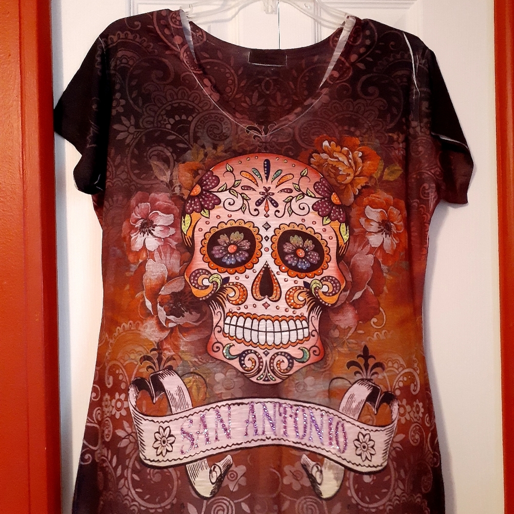 NEW Sweet Gisele Skull Shirt